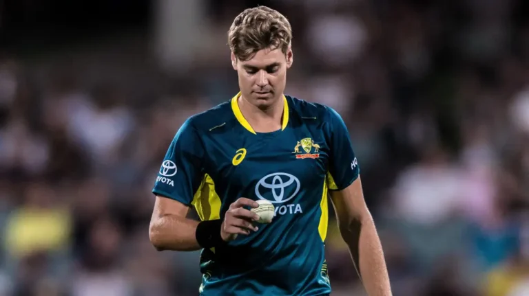 "Sean Abbott replaces Spencer Johnson due to injury ahead of England v. Australia cricket series."